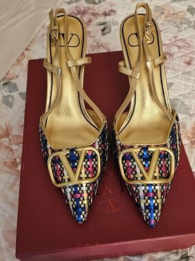 Valentino Garavani Gold Slingback Multicolor Woven Pointed Pumps